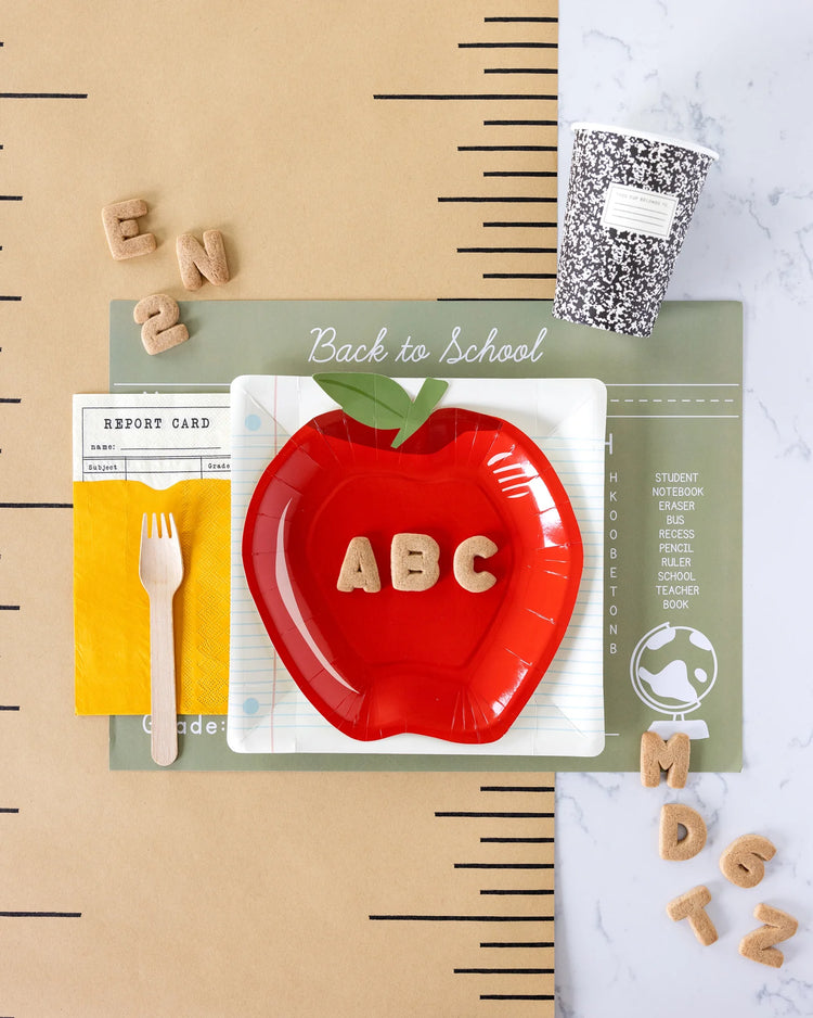 Apple Shaped Paper Plates