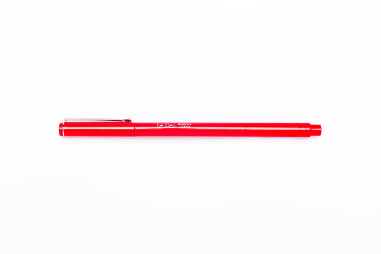 Le Pen Red